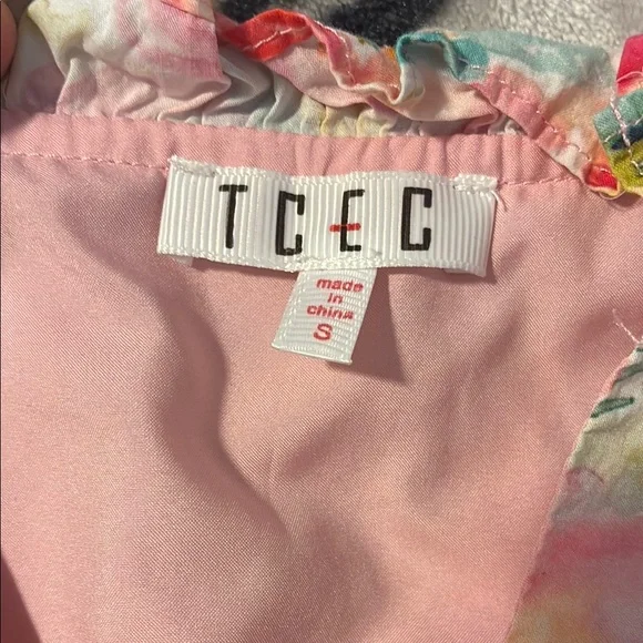 TCEC Multicolor Floral Top - Picture 2 of 3